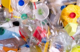 Plastiko pakuočių atliekos: kad būtų pasiekti užsibrėžti tikslai, ES būtina skatinti antrinį perdirbimą