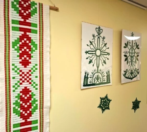 KTU Mechanikos inžinerijos ir dizaino fakultete doc. Eglės Kumpikaitės karpinių ir dekoratyvinių juostų paroda